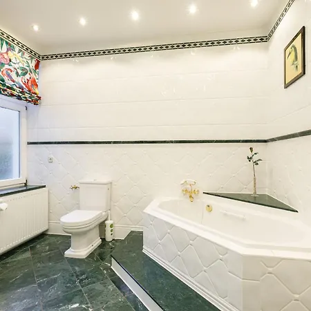 Hortensie By Interhome צמפין